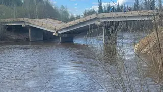 Мост обрушился в Якутии