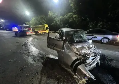 Пьяный водитель иномарки на полной скорости влетел в машину скорой помощи на «встречке» в Ачинске