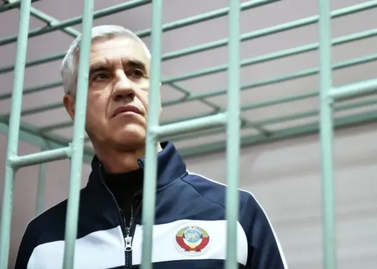 Верховный суд отклонил жалобы на приговоры красноярского бизнесмена Анатолия Быкова