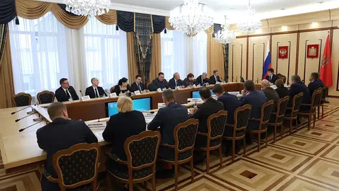 Депутаты и губернатор обсудили бюджет Красноярского края на «нулевых чтениях»