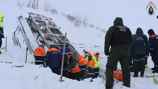 Лавина накрыла двух человек на Камчатке на территории Агинского месторождения: один погиб, второго обнаружили этим утром Лавина накрыла двух человек на Камчатке на территории Агинского месторождения: один погиб, второго обнаружили этим утром