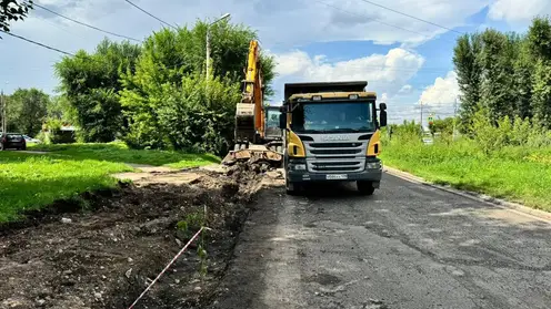 В Красноярске начали ремонтировать улицу Быковского в Зелёной Роще