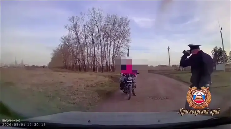 Три опасные поездки на мопедах и мотоциклах пресекли сотрудники ГАИ в Красноярском крае