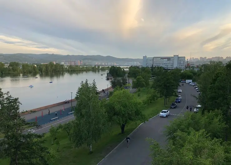 Почти 246 млн рублей потратит администрация Красноярска на приобретение спецтехники в лизинг