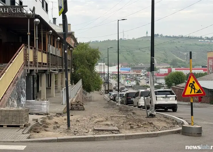 «Центр должен быть для пешеходов»: водители массово жалуются на сужение дорог в Красноярске