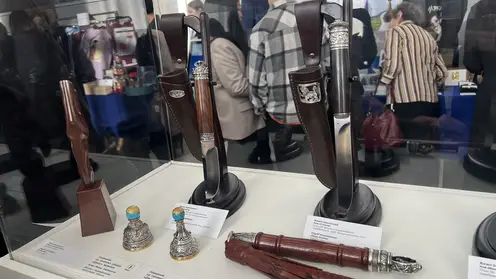 В Забайкалье все популярнее становятся курсы по созданию традиционных бурятских ножей