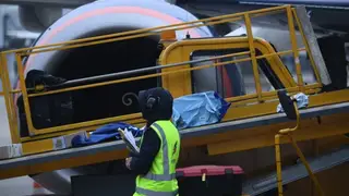 Авиакомпания заплатит жительнице Красноярского края за порчу багажа Авиакомпания заплатит жительнице Красноярского края за порчу багажа