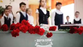 Более 500 «Парт Героев» установлены в школах Красноярского края Более 500 «Парт Героев» установлены в школах Красноярского края