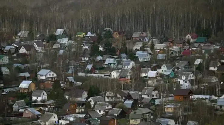 Омским сиротам станет проще купить дом на жилищный сертификат