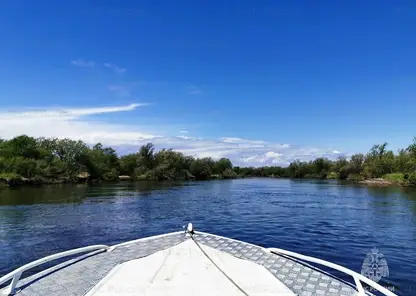 МЧС Кузбасса спасали отдыхающих на реке Томь