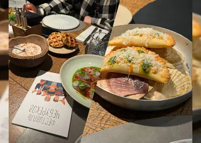 Стендап-комик Сергей Орлов восхищается красноярским рыбным рестораном