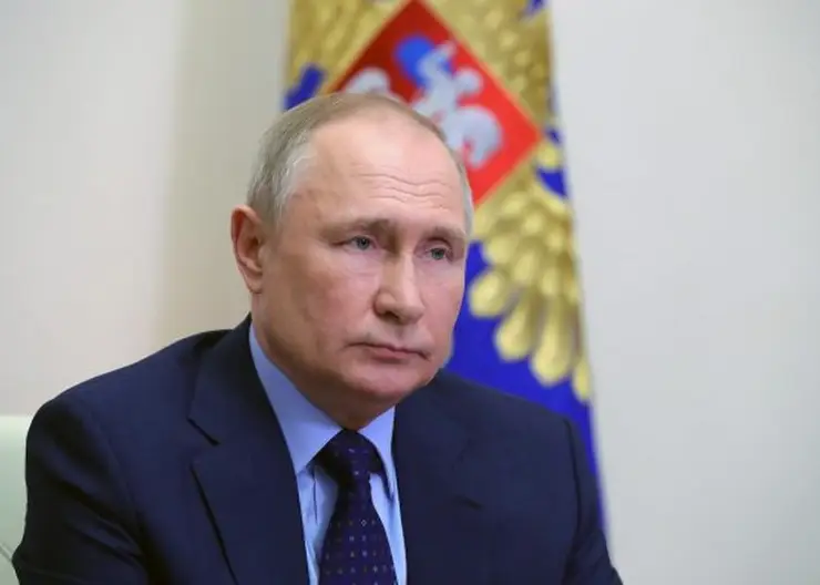 Владимир Путин заявил о возобновлении лунной программы