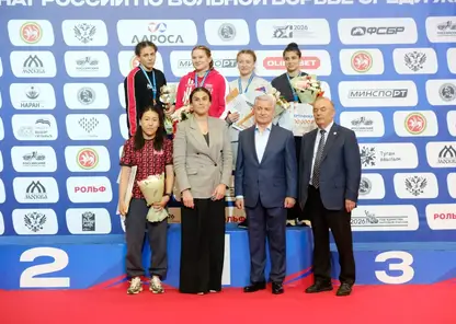 Красноярские спортсменки завоевали две медали чемпионата России по борьбе