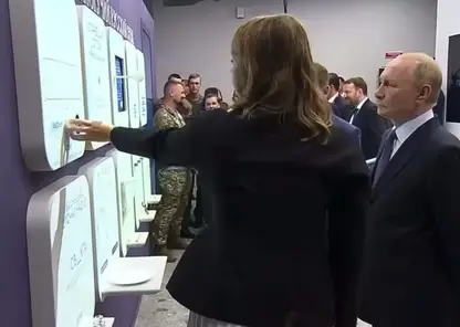 «Гайз, эти траблы — полный кринж»: Путин оценил «переводчик» сленга на литературный русский во Владивостоке