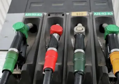 Бензин АИ-98 и АИ-95 в Томске оказался одним из самых дешевых в Сибири