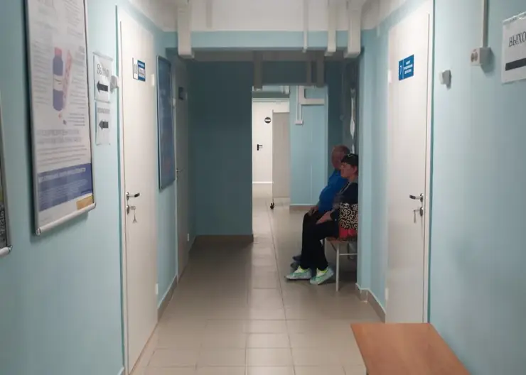 Жителям Красноярского края рассказали о графике работы больниц и поликлиник в праздничные дни