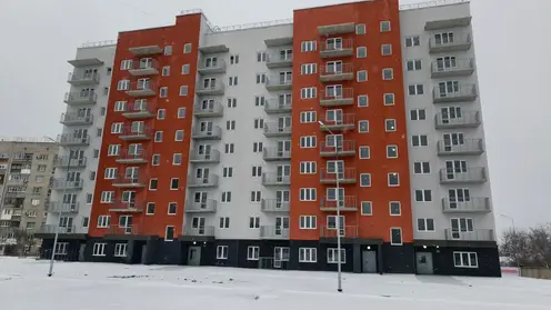 Застройщик из Красноярского края построил жилой комплекс в Свердловске ЛНР