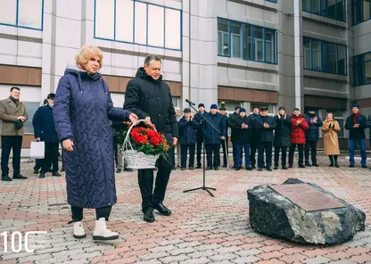 Решетневцы торжественно заложили камень в основание будущего памятника создателю первых в мире спутниковых систем космических телекоммуникаций