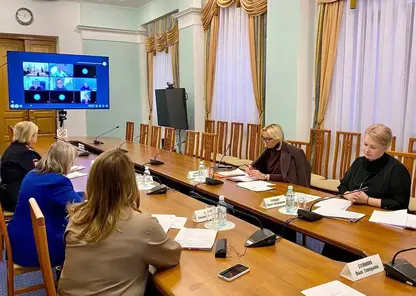 Снижение числа детей-сирот отмечают в Омской области