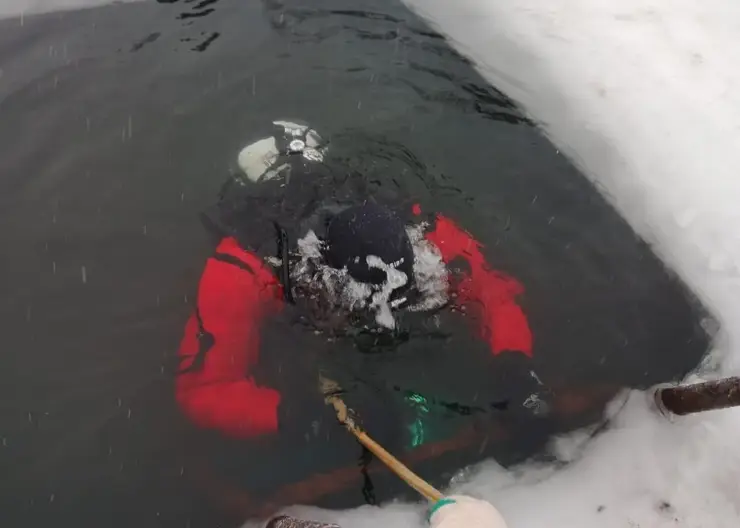 Спасатели нашли тело утонувшего в Красноярском крае мужчины на третьи сутки после трагедии