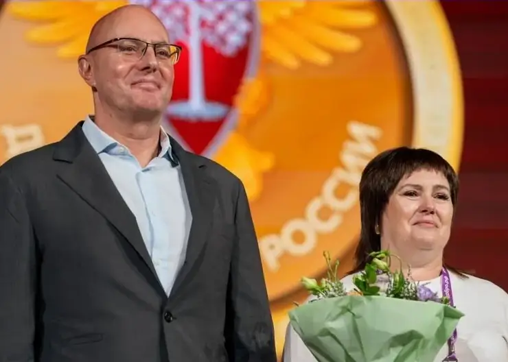 Жительница Красноярского края стала одной из первых обладательниц знака «Доброволец России»