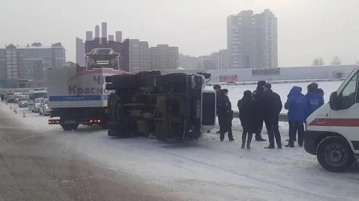 В Красноярском крае в ДТП попал автозак ОВД