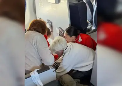 Начальник отдела Минздрава Красноярского края спасла ветерана СВО прямо во время полета