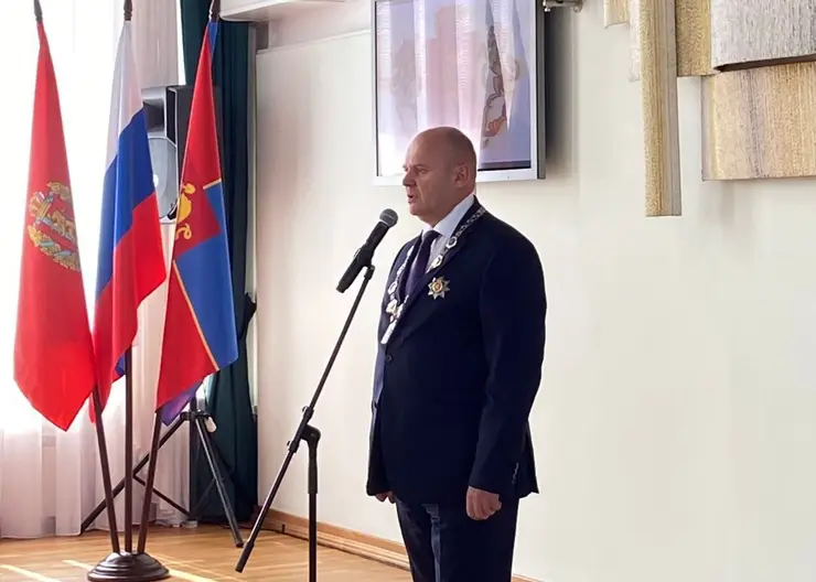 Владислав Логинов официально вступил в должность главы Красноярска