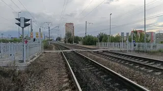 Пассажирский поезд насмерть сбил пенсионера, пытавшегося перебежать ж/д пути в Красноярске