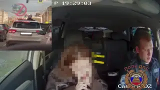 В Красноярске мать привлекли к ответственности: 10-летний ребёнок выглянул из люка автомобиля