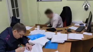 Бывшего главврача Минусинской больницы подозревают в получении взятки на 2.8 млн рублей