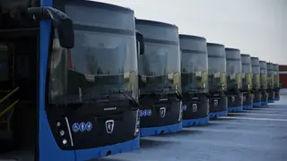 В Кузбасс привезли 10 новых автобусов
