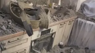 Ремонт крыши дома в Красноярске привёл к обрушению потолка Ремонт крыши дома в Красноярске привёл к обрушению потолка