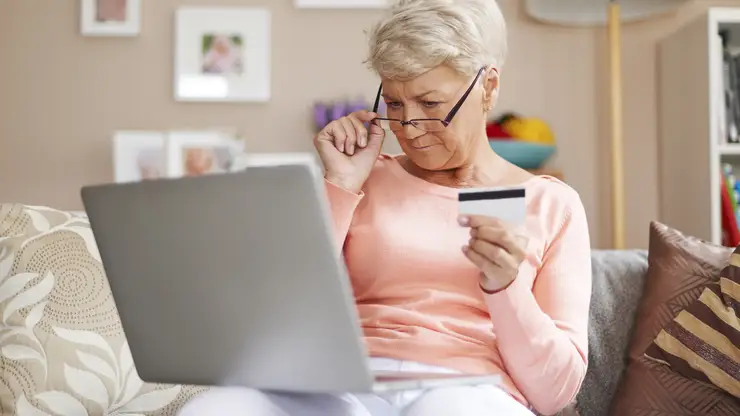 Норильская пенсионерка отсудила 72 тысячи за пропавший заказ из телемагазина