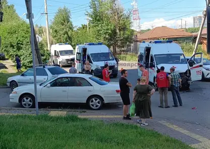 ДТП с машиной скорой помощи произошло в Красноярске