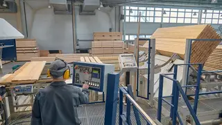 Экология и современная эстетика: в Красноярске запустилось мебельное производство из качественной сибирской древесины