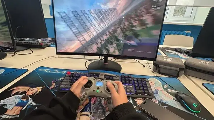 Стать операторами дронов хотят все больше красноярцев