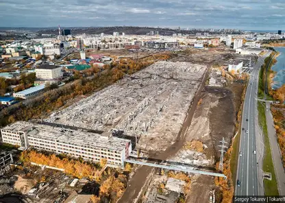 В Красноярске фотограф поделился снимками территории бывшего комбайнового завода