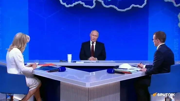 Путин извинился перед вдовой бойца из Новосибирска за нерасторопность чиновников