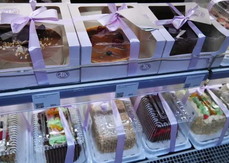 В Омске сотрудники Роспотребнадзора нашли опасные бактерии в кондитерских изделиях