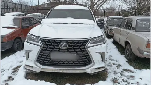 У красноярца забрали внедорожник за 13 миллионов за повторную пьяную езду