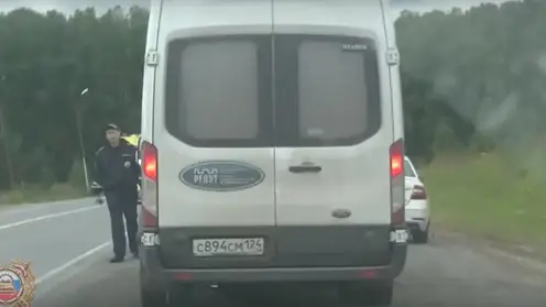 В Красноярском крае на загородные трассы выехали автомобили ДПС скрытого патрулирования