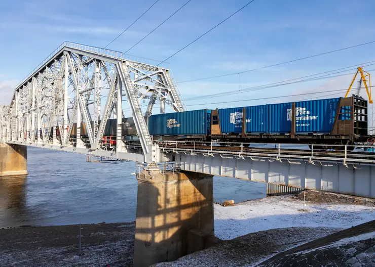 Искусственные сооружения КрасЖД подготовлены к работе в экстремальных зимних условиях