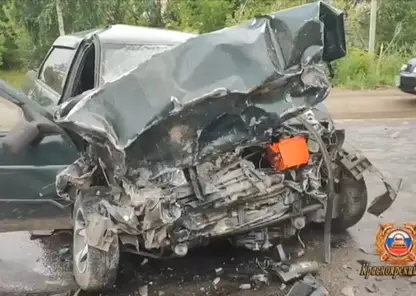 В Красноярском крае в смертельном ДТП погиб молодой мужчина и пострадал ребенок