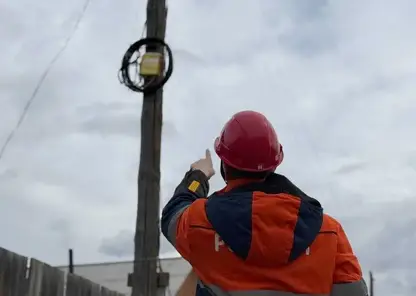 «Россети Сибирь» обнаружили свыше 13 тысяч опор ЛЭП в крае c нелегальными подключениями провайдеров