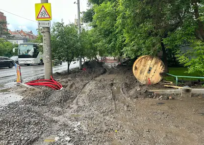 Рабочие отстают от графика, а мусор не убирают: прокуратура нашла нарушения при ремонте тротуаров в Красноярске