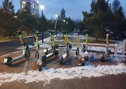 В Красноярске завершился сезон проката электросамокатов