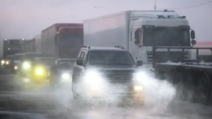 Движение грузовиков по улицам Новосибирска будет ограничено