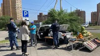 Несанкционированную торговлю пресекают в Октябрьском районе Красноярска