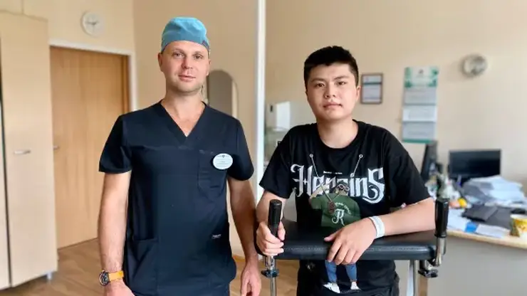 Красноярские врачи спасли юного пациента из Монголии с аномалией в ноге